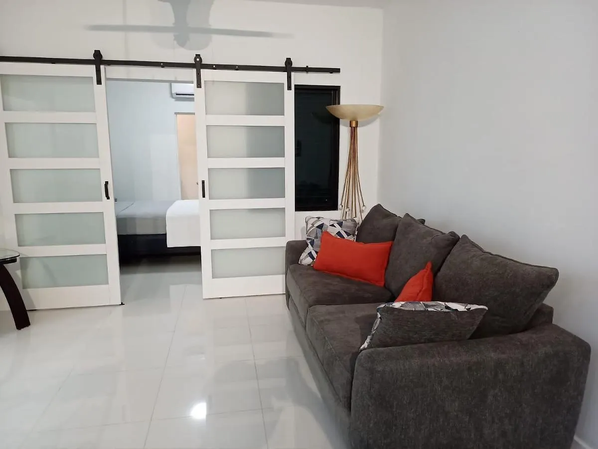 别墅 Luxury 2 Bedroom Rooftop Pool View Unit #3 法尔茅斯